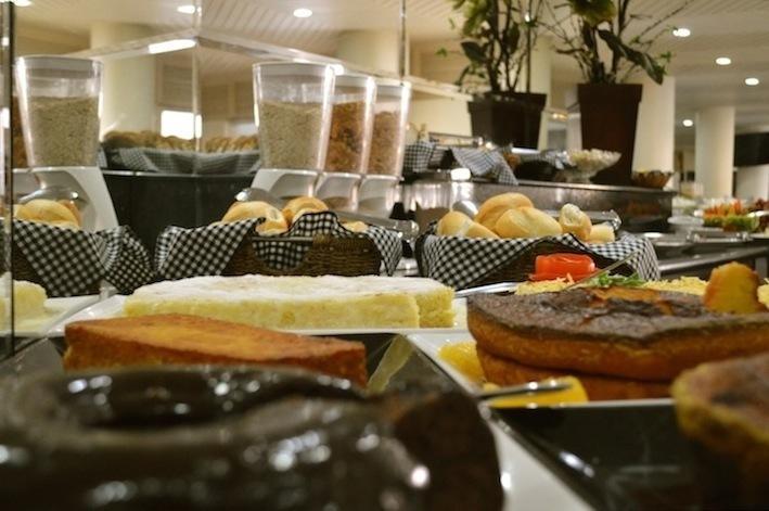 Hotel Monte Rey مونتيس كلاروس المظهر الخارجي الصورة