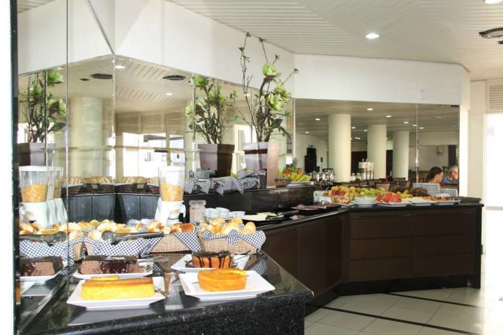 Hotel Monte Rey مونتيس كلاروس المظهر الخارجي الصورة