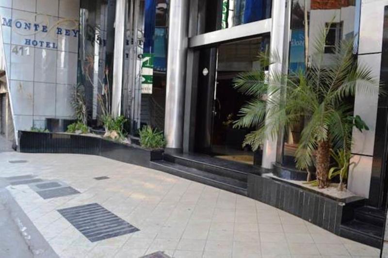 Hotel Monte Rey مونتيس كلاروس المظهر الخارجي الصورة